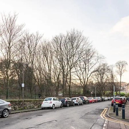 Holyrood Park: Lush & Arty 2 Double Bed Flat Edimburgo Exterior foto
