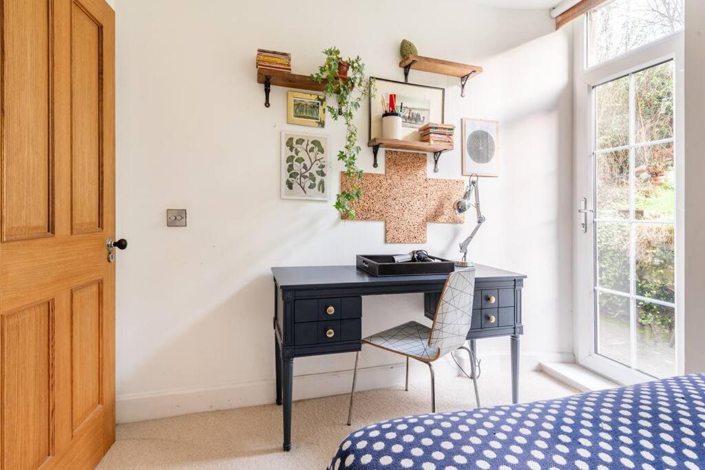 Holyrood Park: Lush & Arty 2 Double Bed Flat Edimburgo Exterior foto