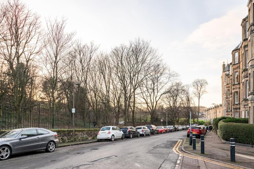 Holyrood Park: Lush & Arty 2 Double Bed Flat Edimburgo Exterior foto