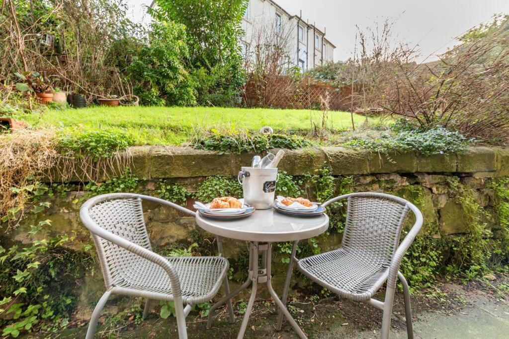 Holyrood Park: Lush & Arty 2 Double Bed Flat Edimburgo Exterior foto